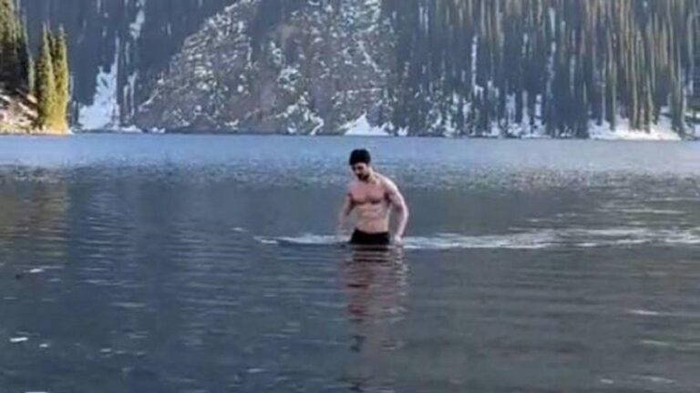 Павлу Дурову грозит штраф за купание в Кольсае