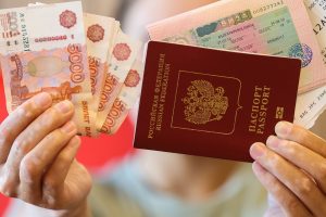 15 стран Шенгена закрыли въезд по пятилетним паспортам, но не Греция